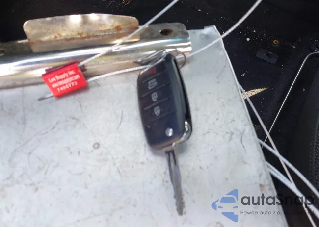 3KPFK4A75HE140023: 43165683