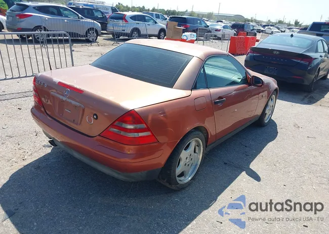 WDBKK47F9YF146067: 43165689