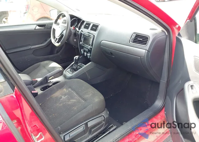 3VWLA7AJ8FM322897: 43165810