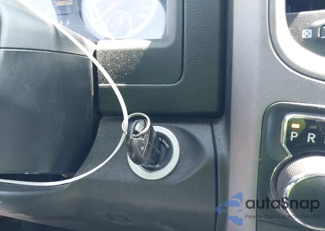 3C6RR7KT5MG592260: 43165875