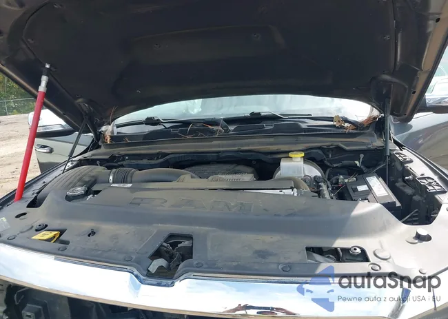 1C6SRFJT8LN345401: 43167307