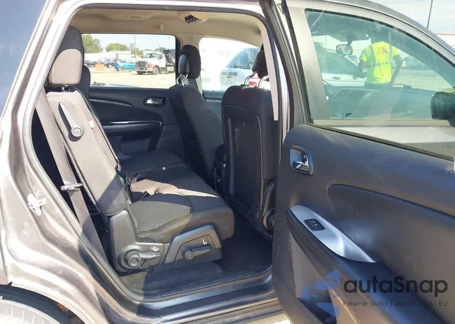 3C4PDCBG7FT664211: 43167425