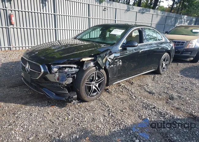 W1KLF4HB4SA100811: 43167452