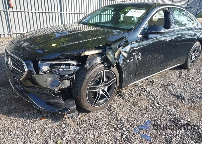 W1KLF4HB4SA100811: 43167452