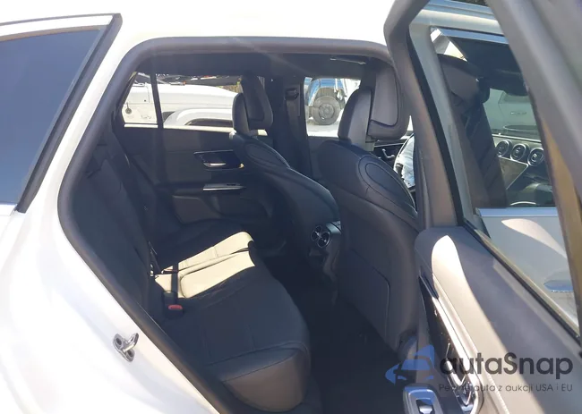 W1NKM4HB2RF172981: 43167515