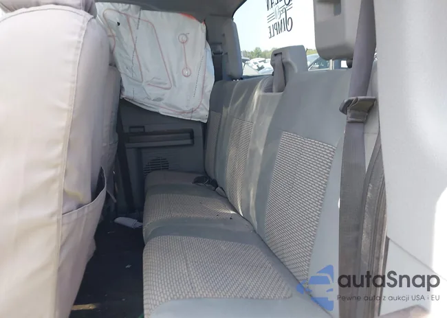 1FT7X2BT9CEA36547: 43167555