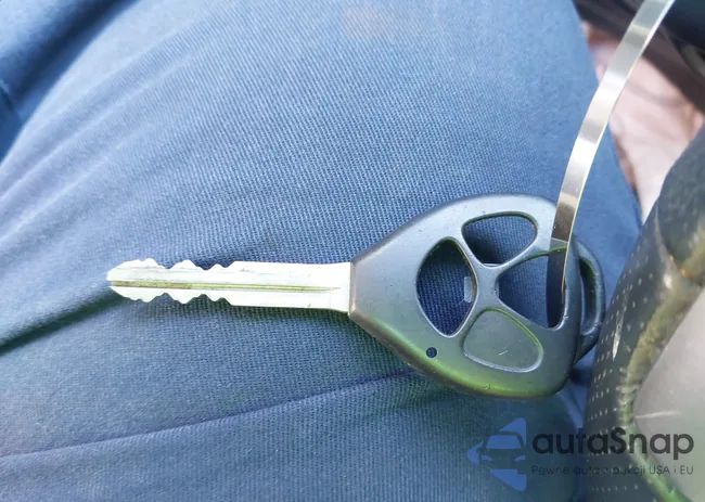 JTEBU5JR9J5588584: 43167578