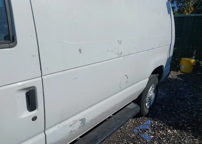 1FTNE24W09DA48685: 43166884