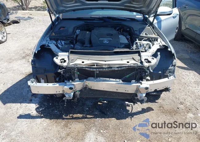 WDDZF4JB8HA018951: 43168023