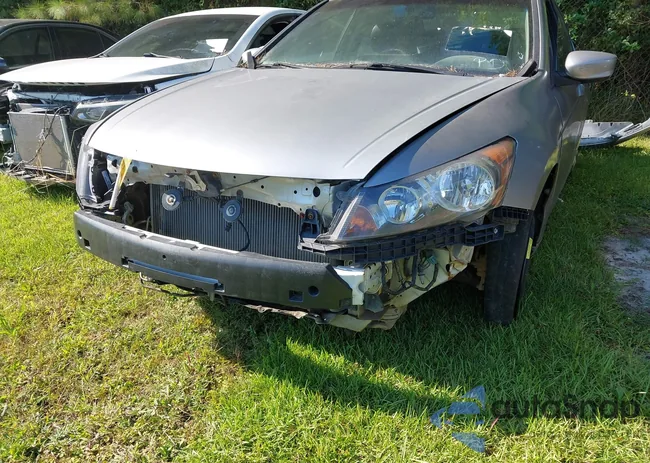 1HGCP26839A176731: 43168141