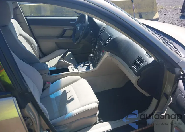 4S4BP61C587333101: 43168305