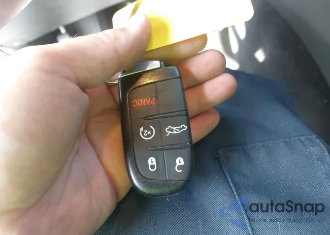 2C3CDXHG0KH572667: 43168366