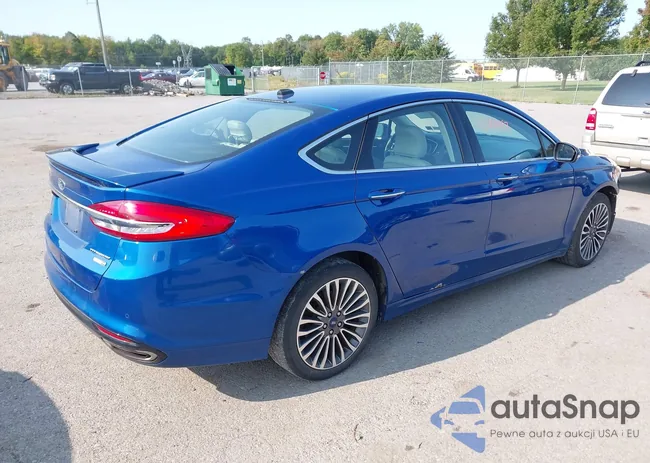 3FA6P0D95JR247455: 43168497