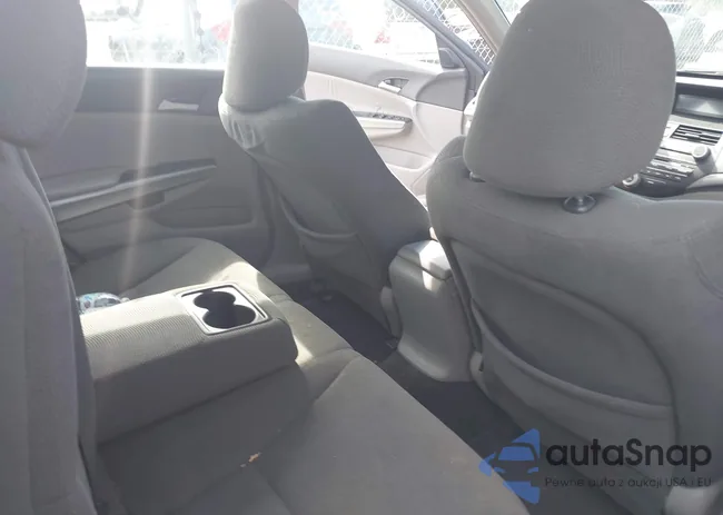 1HGCP26759A164751: 43168523