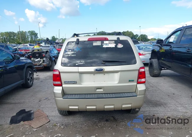 1FMCU0DG0AKB64228: 43168536