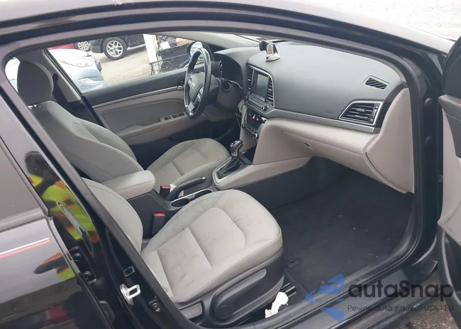 KMHD84LF6HU106258: 43167596