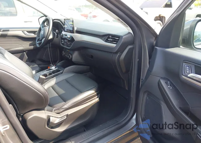 1FMCU0KZ2NUB08550: 43167600