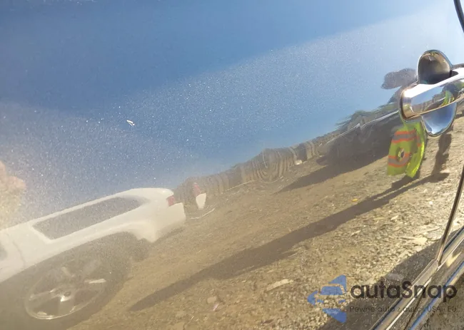 2T1BU4EE4AC402023: 43167617