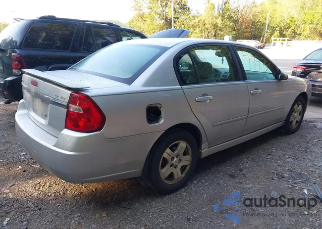 1G1ZU54804F182173: 43167793