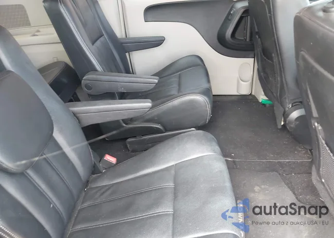 2C4RC1BG8ER440110: 43167934