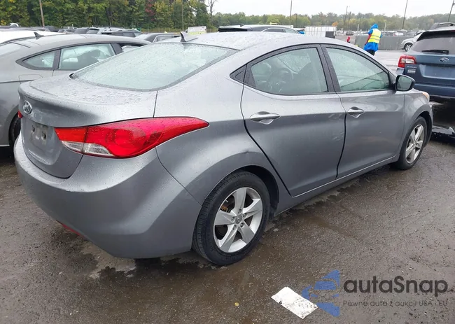 KMHDH4AE2DU559863: 43167957