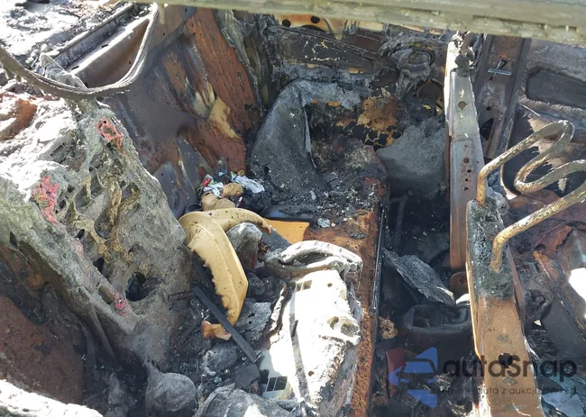 1FAFP33P12W344071: 43169106