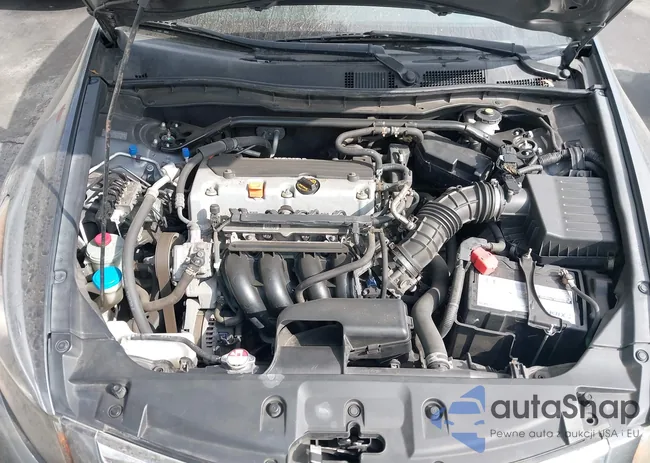 1HGCP2F73CA201643: 43169224