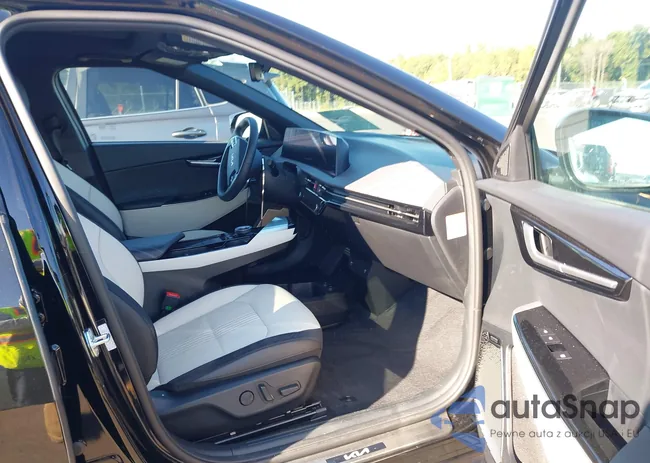 KNDC4DLC2R5206225: 43169327