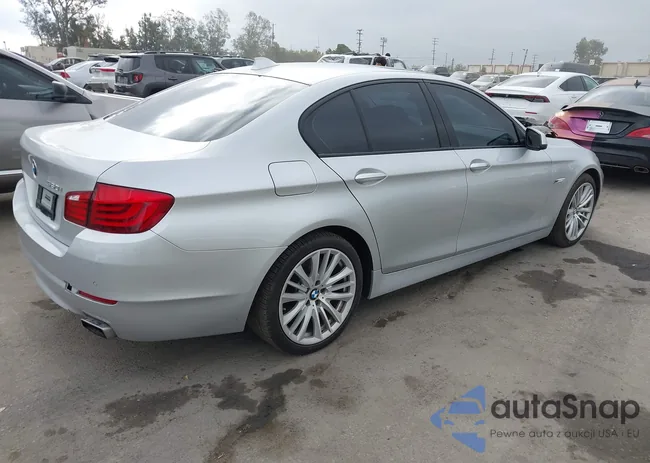 WBAFR9C51BC618129: 43169398