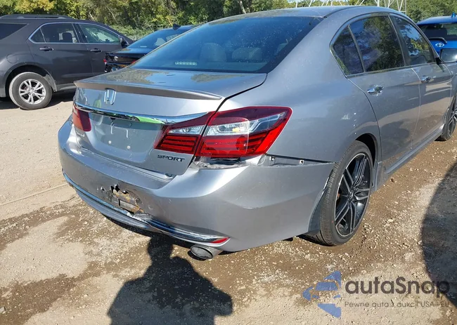 1HGCR2F56GA165686: 43169419