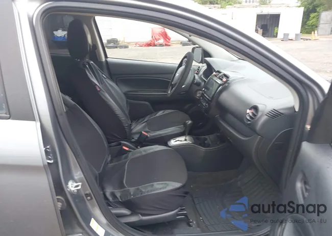 ML32AUHJ9MH008618: 43168884