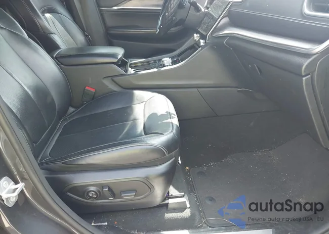 1C4RJHDG5N8635976: 43170415