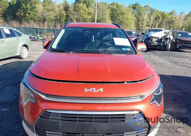 KNDCS3LF8P5070478: 43170429