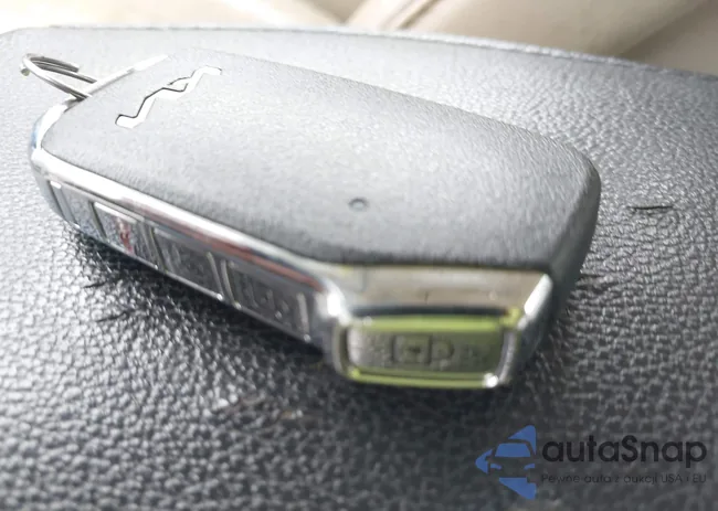 KNDCS3LF8P5070478: 43170429