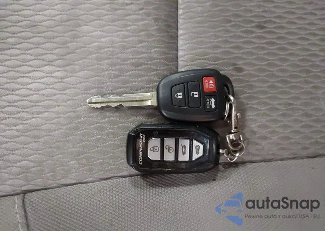 2T1BURHE4FC302794: 43170502