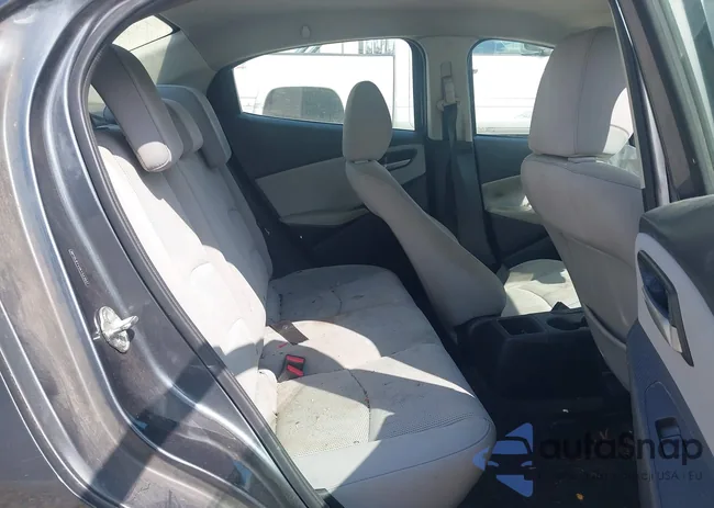 3MYDLBYV0KY523937: 43169898