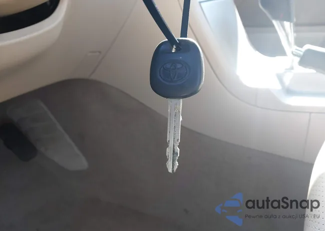 4T1FA38P48U160361: 43169945