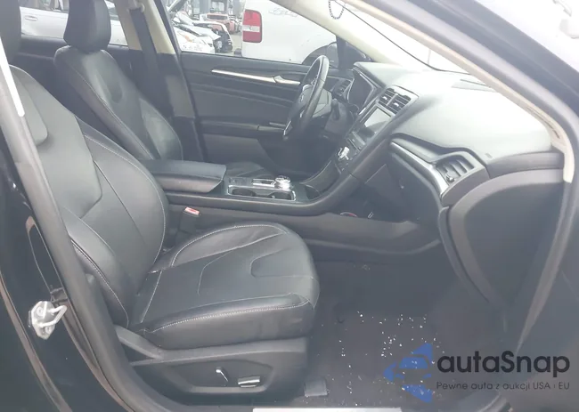 3FA6P0K90LR104273: 43171011