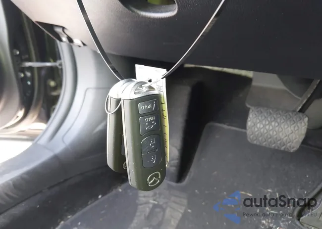 3MZBM1V72FM204973: 43171256