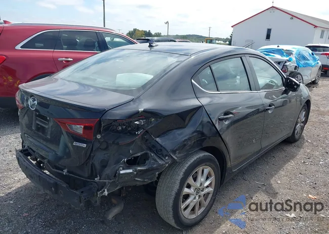 3MZBM1V72FM204973: 43171256