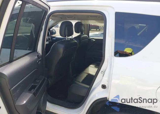 1C4NJCBA5GD806199: 43171413