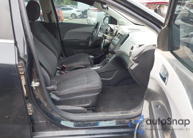 1G1JC6SH3E4108221: 43170622