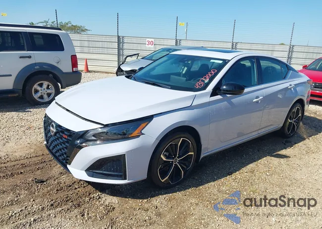 1N4BL4CW5SN357158: 43172000