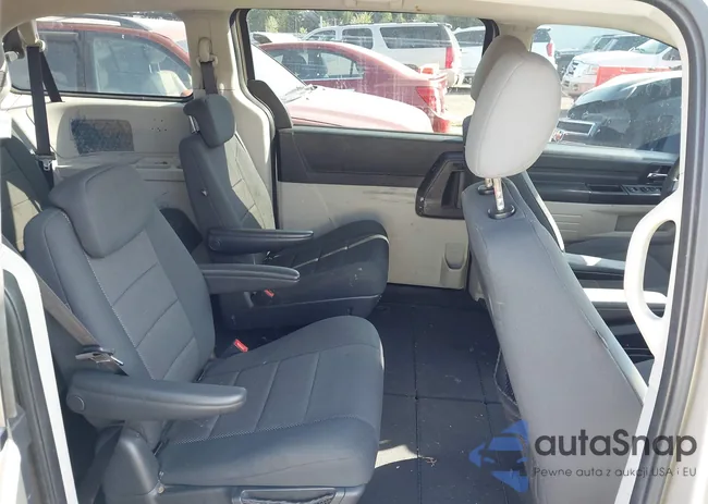 2D8HN44EX9R566060: 43172110