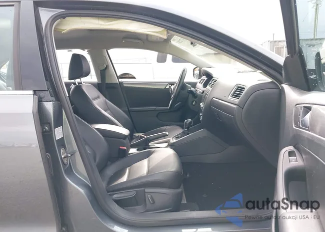 3VWLL7AJ0EM391852: 43172283