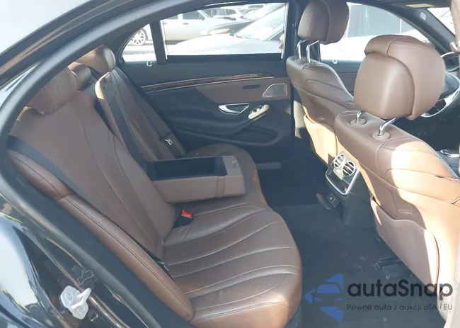 WDDUG8CB8HA304262: 43172360