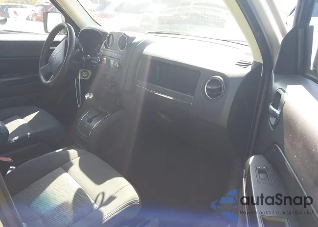 1J4FF28BX9D173552: 43172425