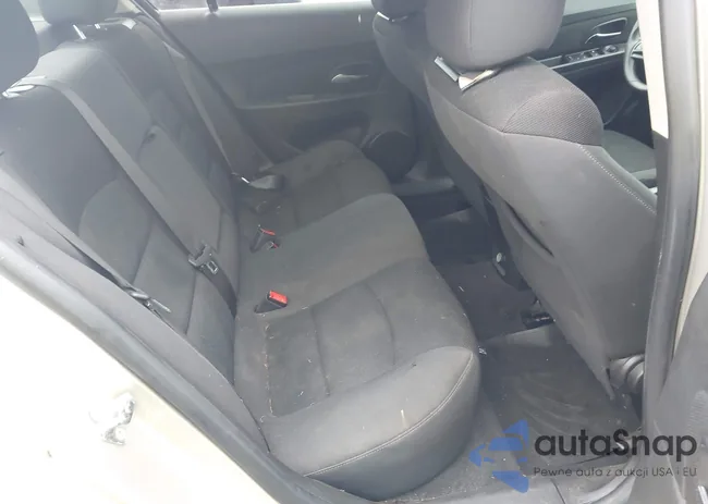 1G1PC5SB3F7270138: 43172478