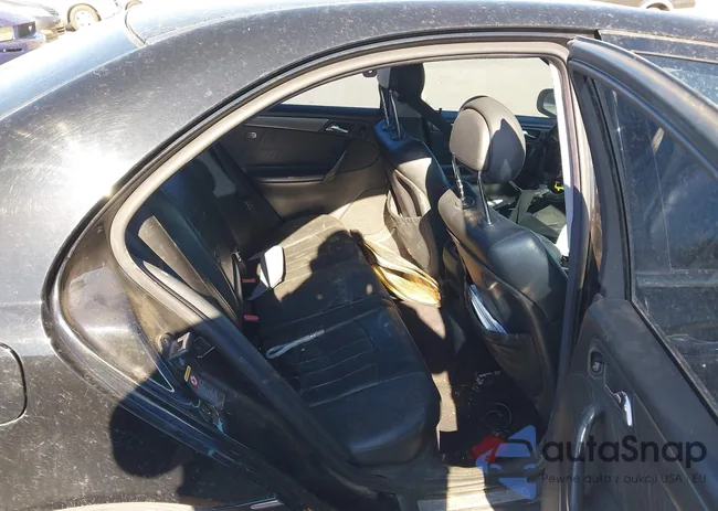 WDBRF65J32F165095: 43172480