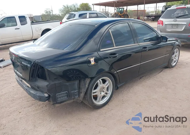 WDBRF65J32F165095: 43172480